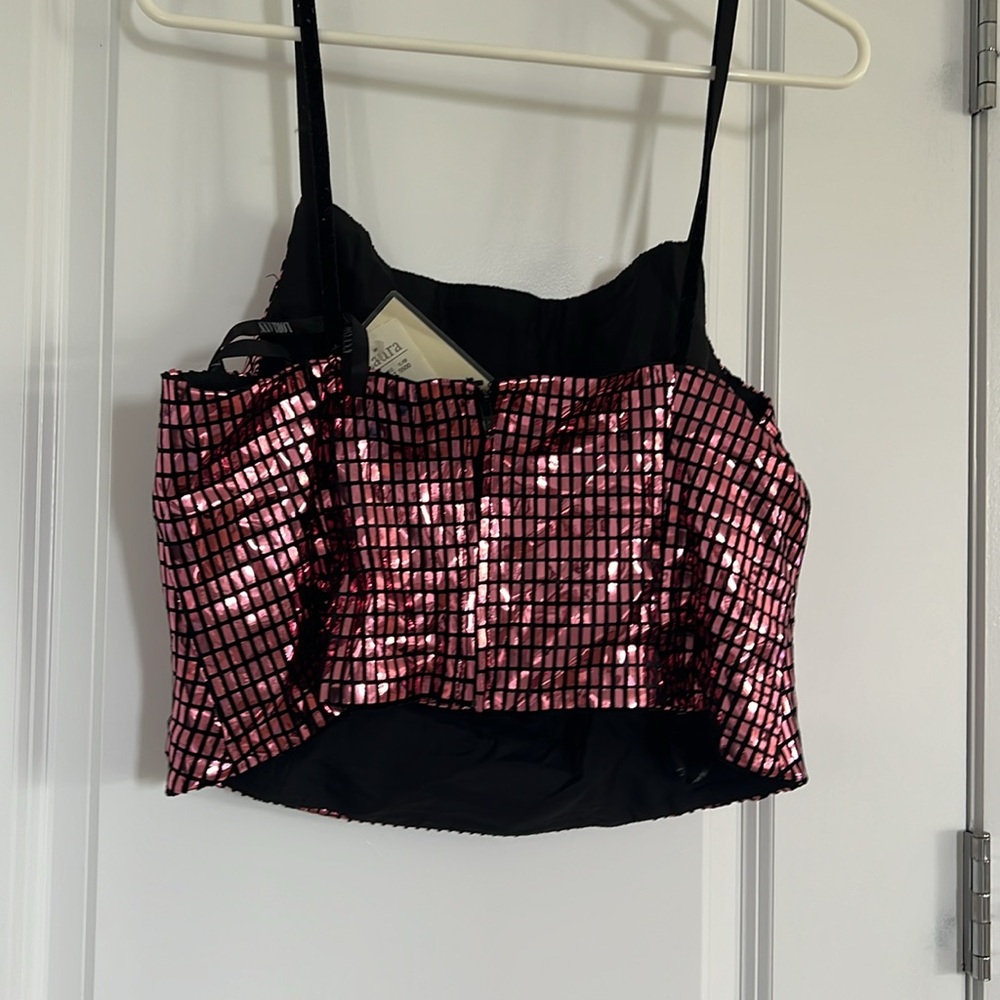 Pink top - Picture 4 of 6